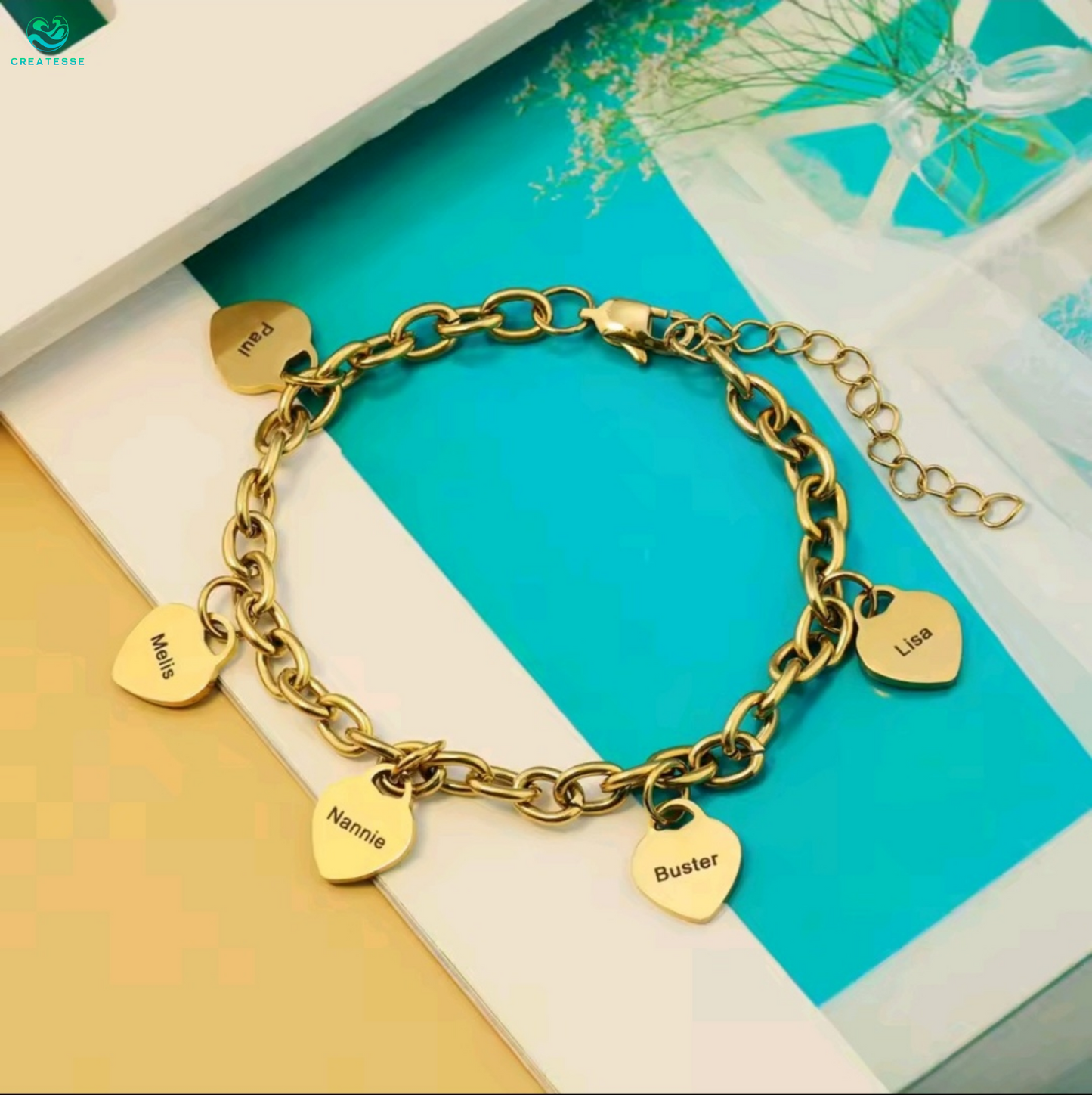 Pulsera de Corazones Grabados